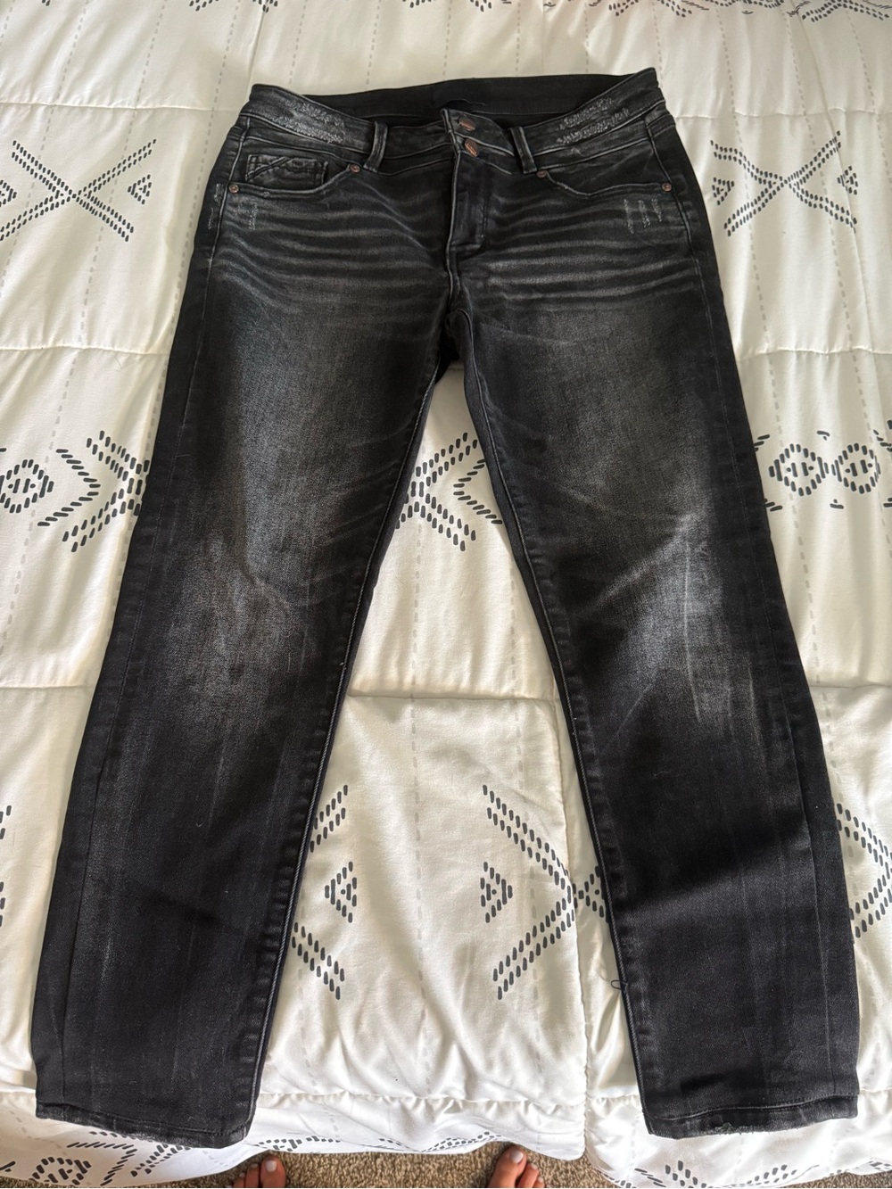Women’s Buckle Black jeans